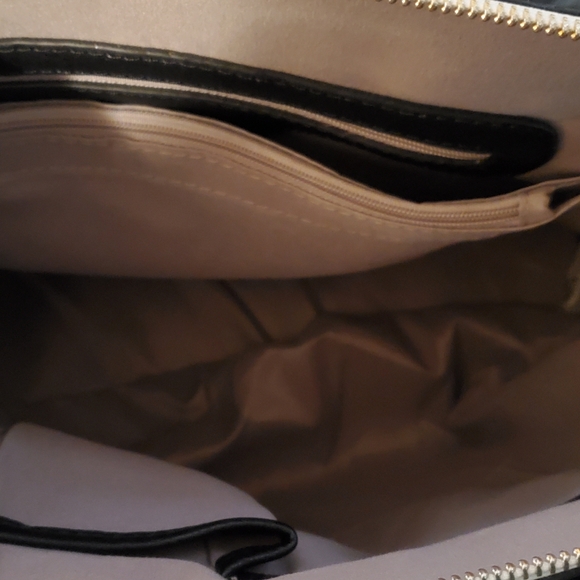 Striped Oversized Tote👜 - Picture 4 of 4